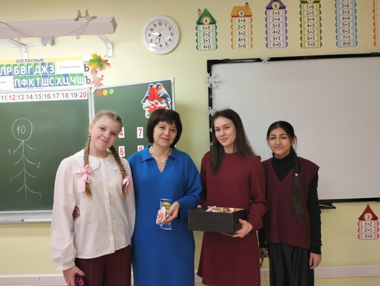 Тренинг «Снимаем стресс будущим студентам» и акция "Поздравляем, Татьян".